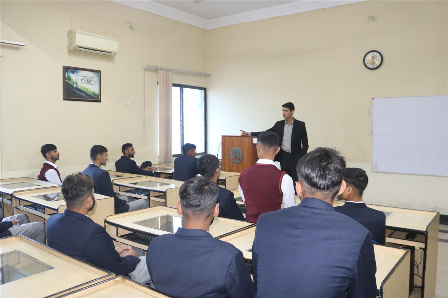 ALUMNI INTERACTION WITH SENIOR CADETS